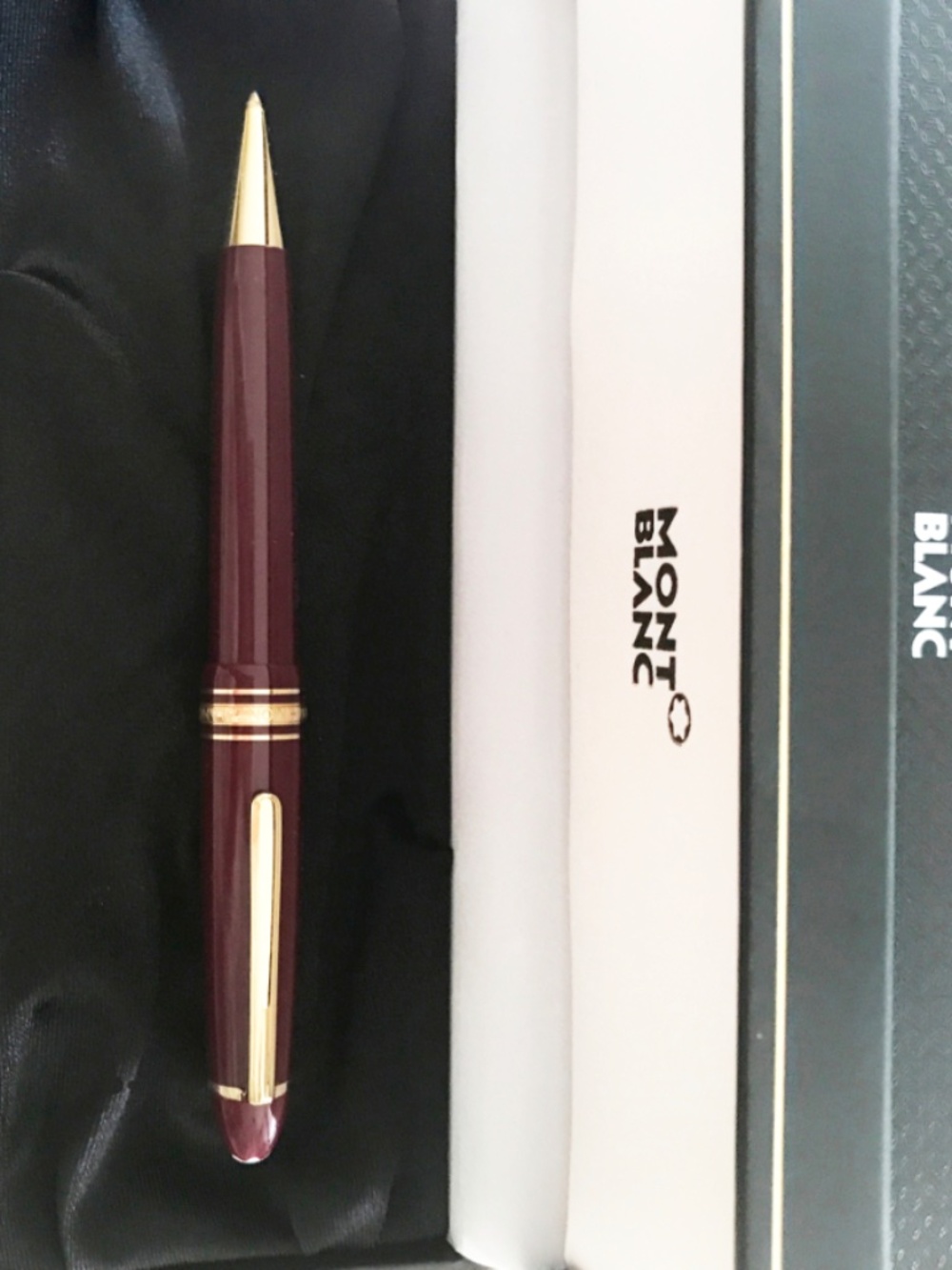 MONT BLANC CLASSIQUE MEISTERSTUCK BALLPOINT PEN